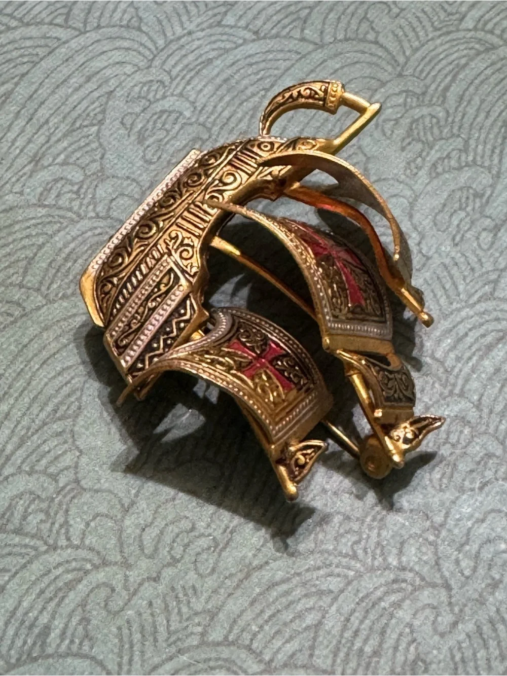 VINTAGE DAMASCENE SHIP BROOCH